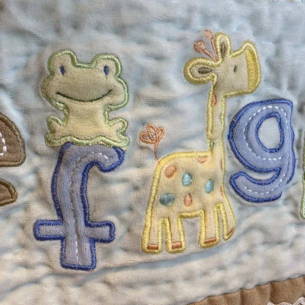 CARTER'S JUST ONE YEAR Alphabet Animals Design Quilted‎ Baby Blanket 40